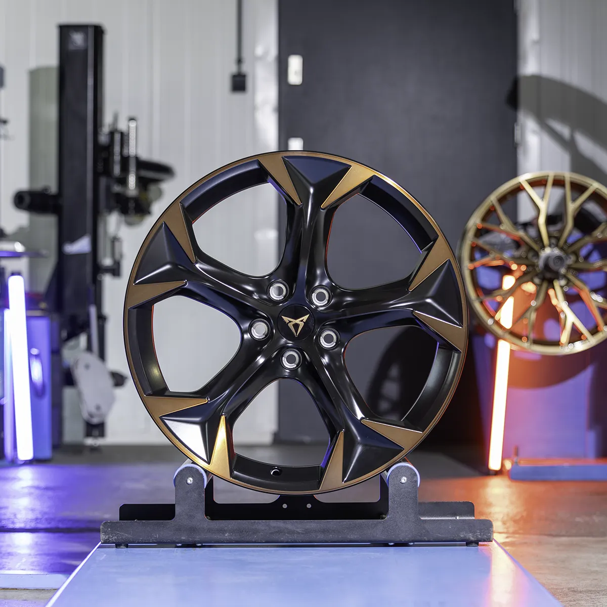 9432e04be2ce11461903323f89303239