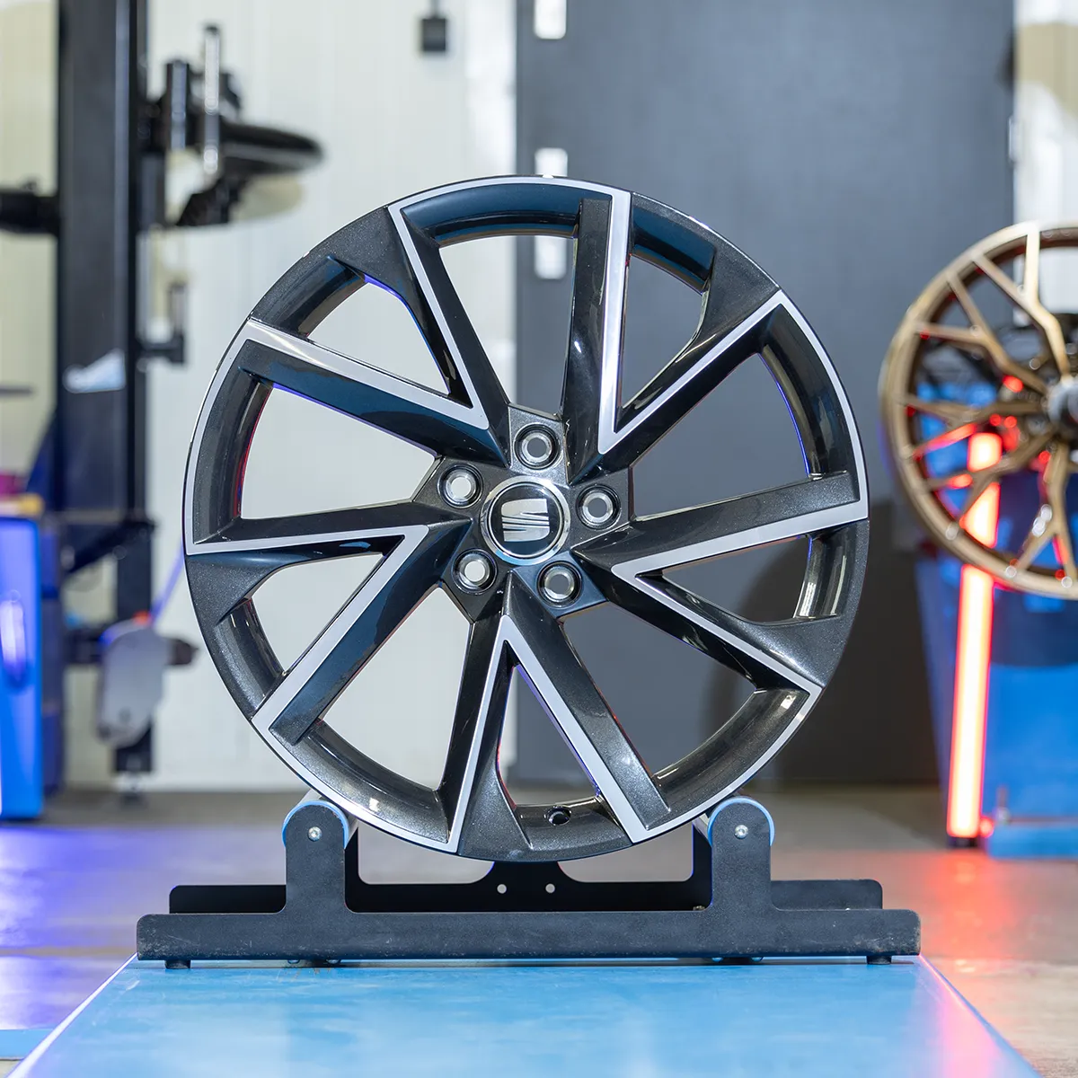 3a08b432e5f75199423b2da4bdb613de