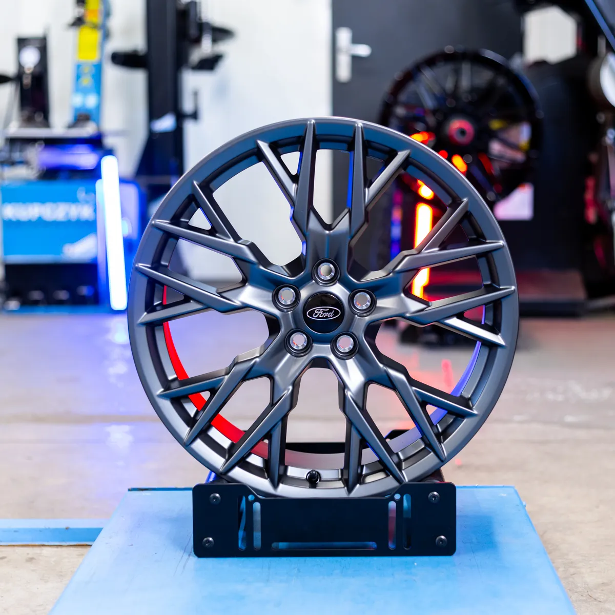 e4251db5aa4de12faacc24c7fc5e9835